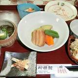 高那旅館（タカナリョカン）