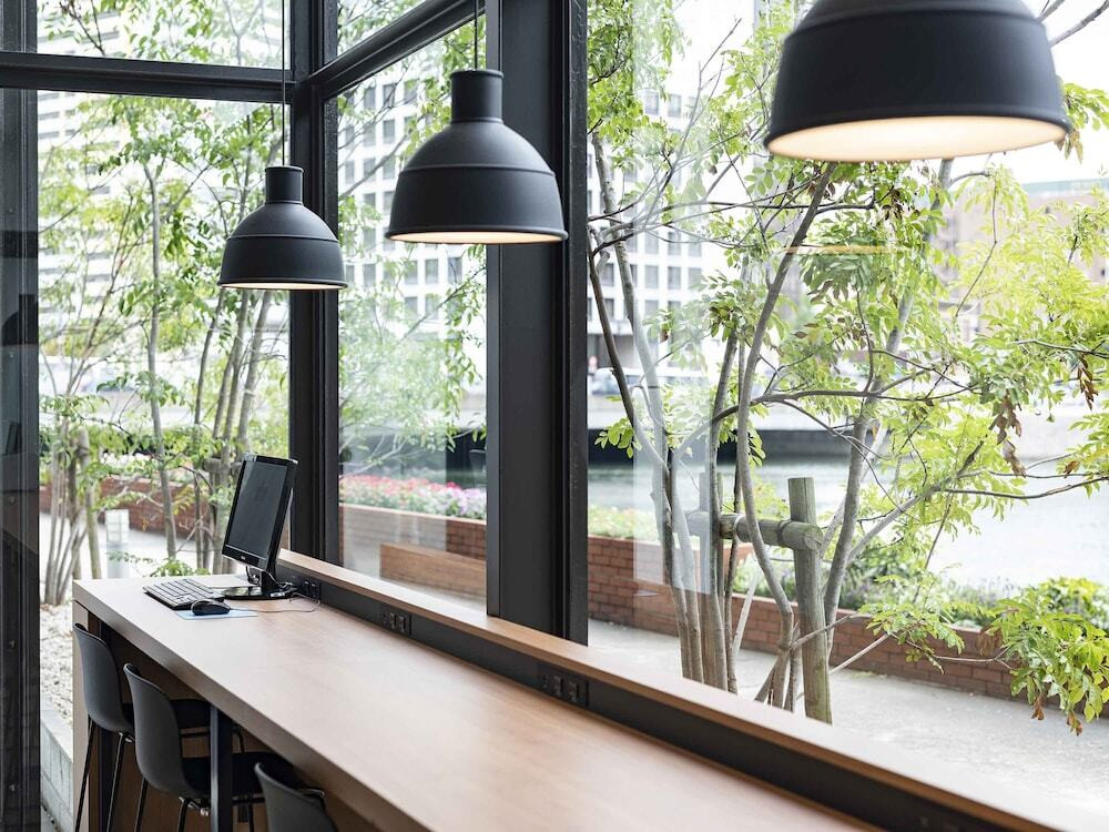 ロビーラウンジ