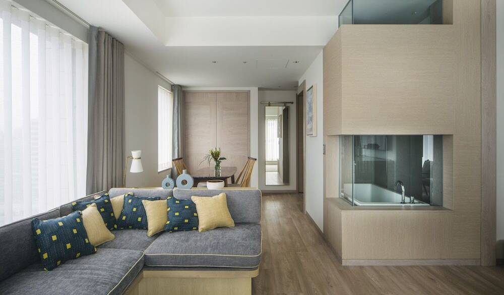 Suite① / 4