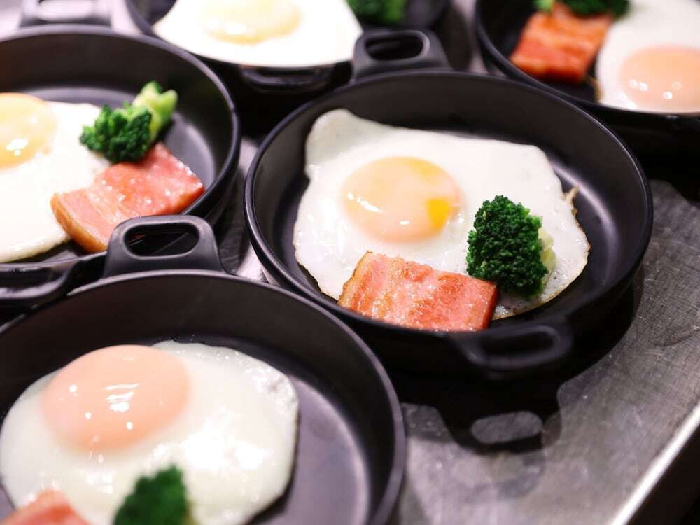 朝食