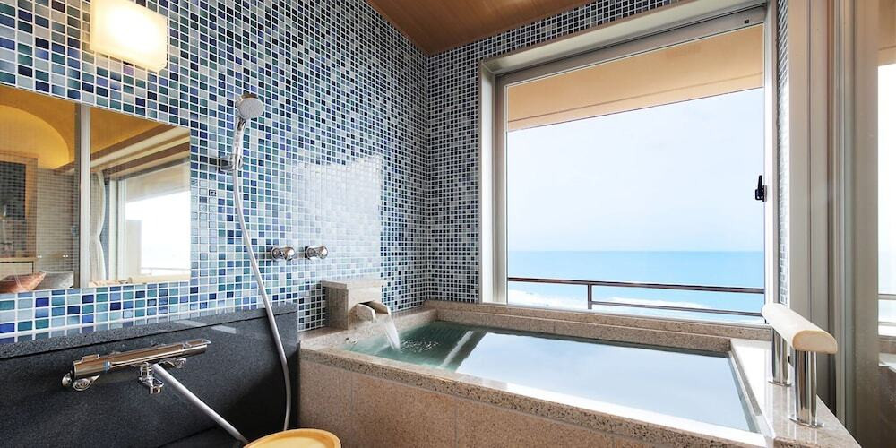 7．鴨川館（千葉鴨川）3498606