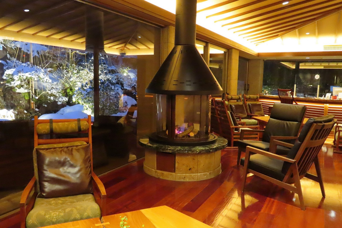 フロントロビー