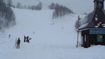 スノー スポーツとスキー / 1