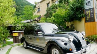 市街地へのシャトル サービス / 1