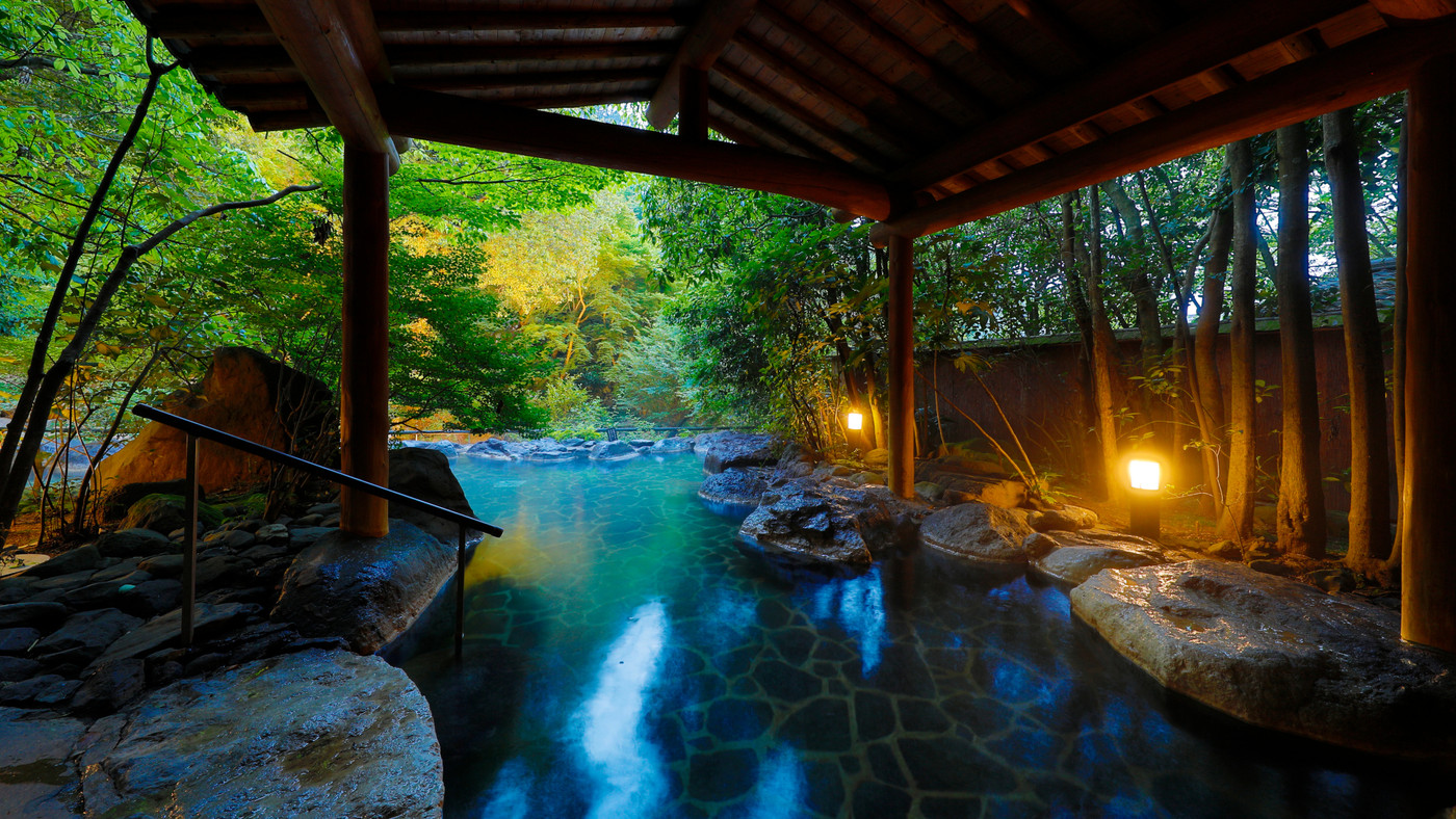 地球の息吹を感じる九州の温泉で美肌湯巡りをしましょ3461190
