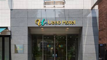 施設の入り口 / 13