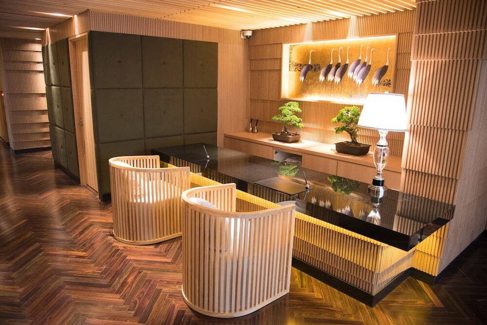 ラグジュアリーな館内に胸がときめく。上質なひとときが過ごせるホテル4258250