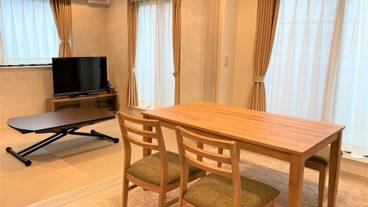 客室内のダイニングエリア / 19