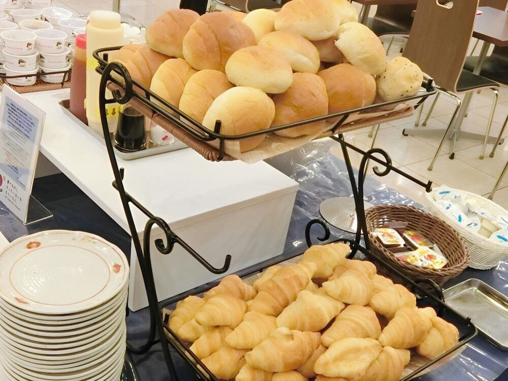 朝食