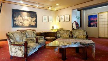 ロビー応接スペース / 2