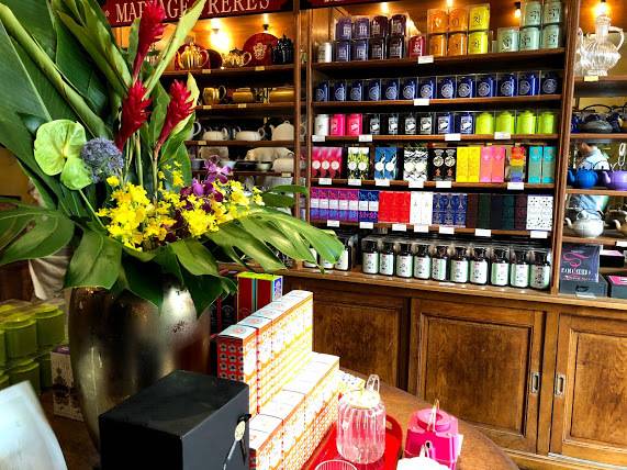 フランスの老舗紅茶店で
香りを楽しむ午後の時間 / 2