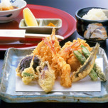 駅から徒歩5分圏内！銀座で美味しい天ぷらが食べられる店7選