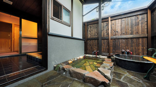 [城湯] 和洋室ツイン/ひのき内湯・露天風呂付き離れ(18畳) 禁煙 - 大人限定