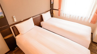 エコノミー ツインルーム 喫煙可