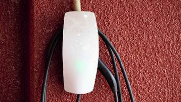 電気車両充電スタンド / 3