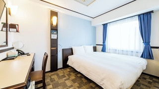 キング ダブルルーム 喫煙可