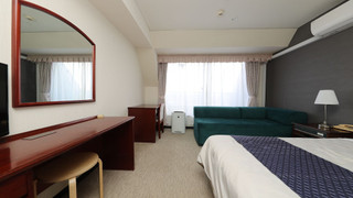 エコノミー ダブルルーム 喫煙可