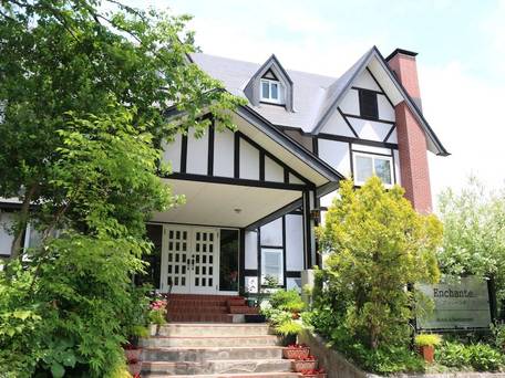 プチホテル アンシャンテ / 1