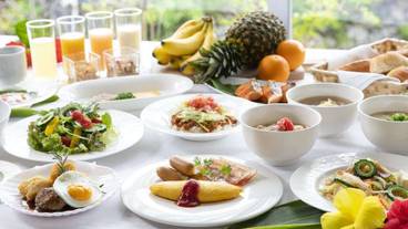 朝食ビュッフェ① / 3