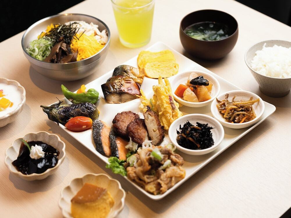 朝食