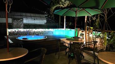 屋外スパ浴槽 / 3