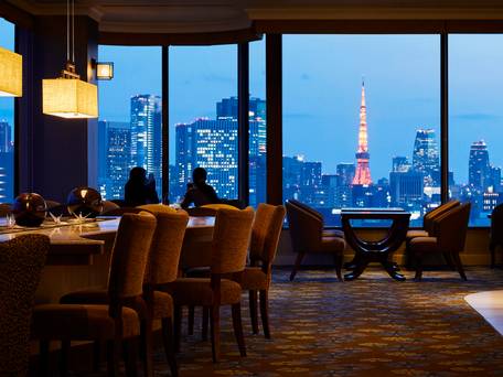 ロイヤルパークホテル / 5