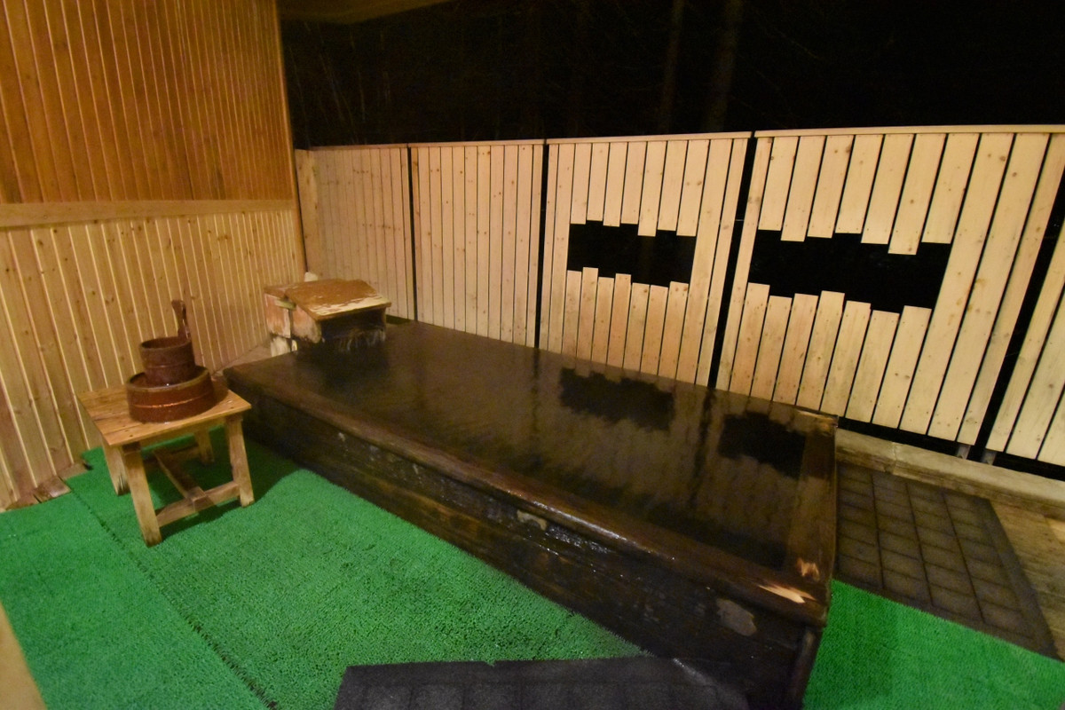 半露天貸切風呂もあります