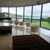 窓から見える天橋立とホテルの庭 / 4