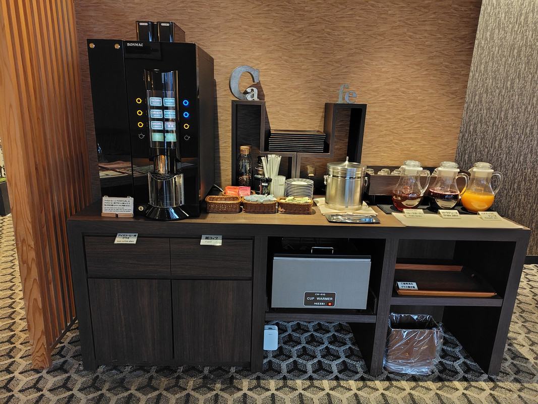 フロント横のフリードリンク