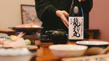 旅館のお食事処 / 21