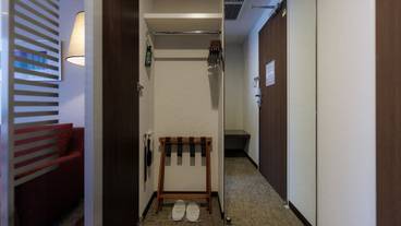 客室 / 40