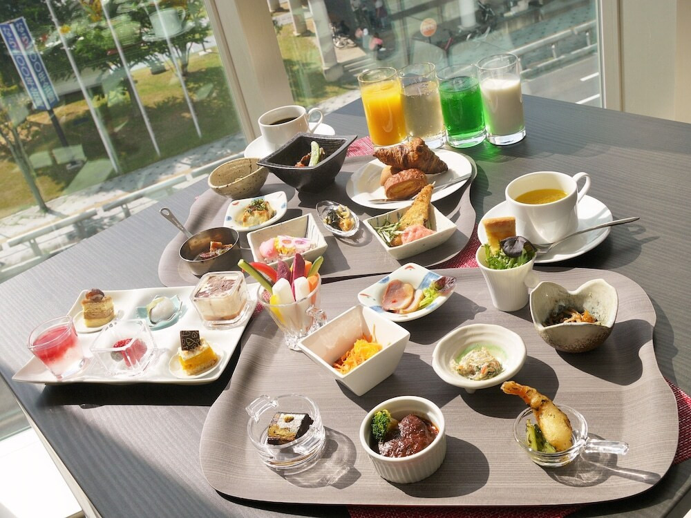 ビュッフェスタイルの朝食なら、ひとりでも色々食べられる♪4264315