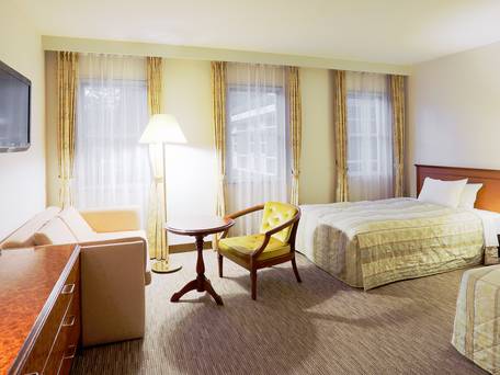 旧軽井沢 ホテル音羽ノ森 / 1