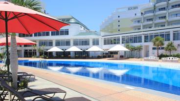 ガーデンプール / 3