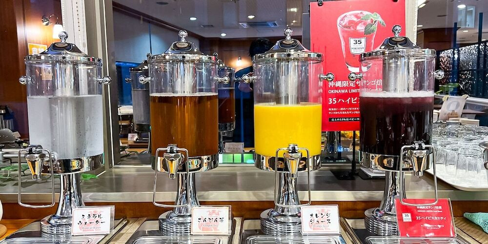 朝食ビュッフェ