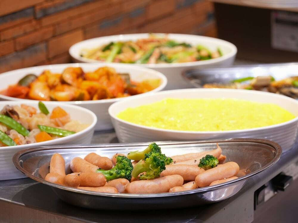 朝食