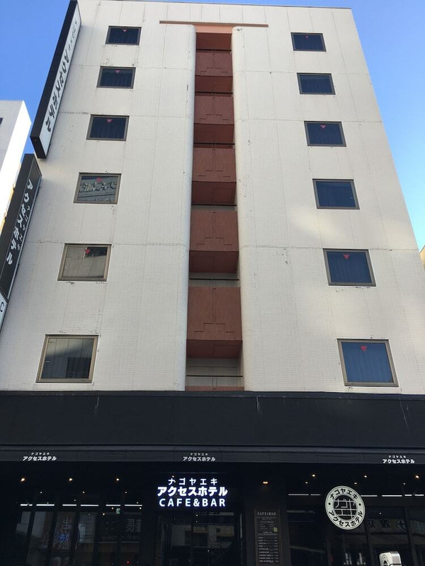 施設の正面