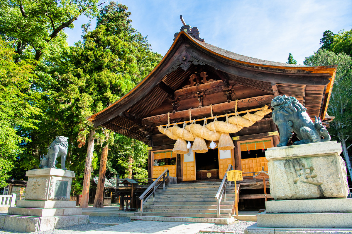 諏訪大社下社秋宮