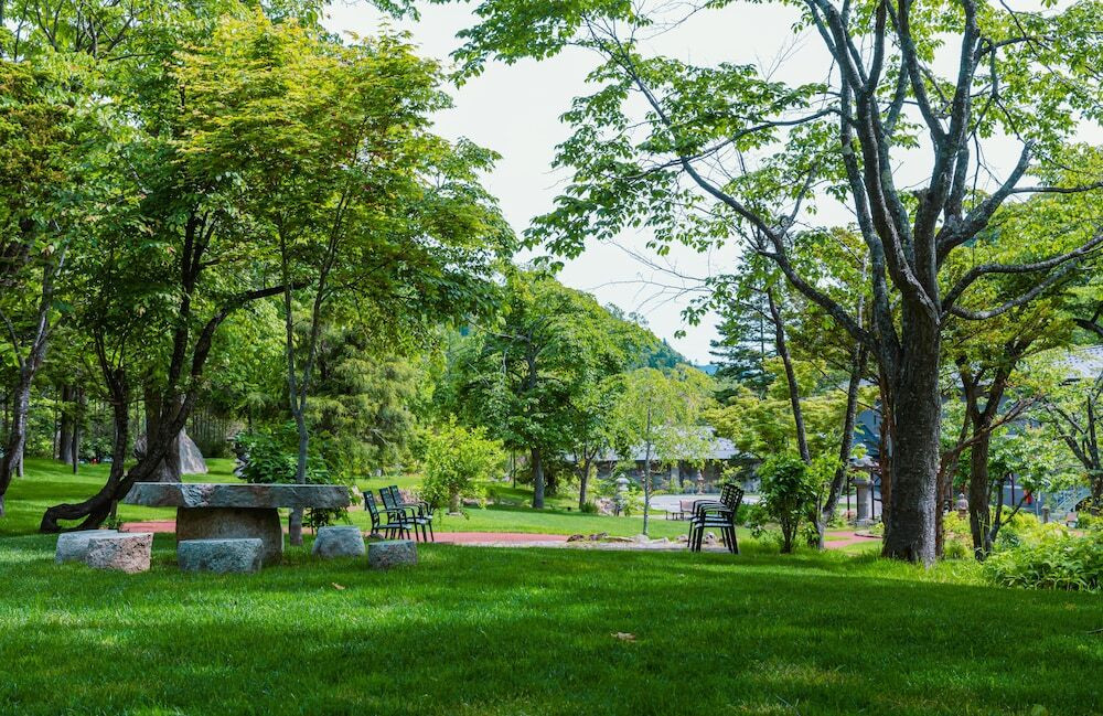 庭園の風景／夏