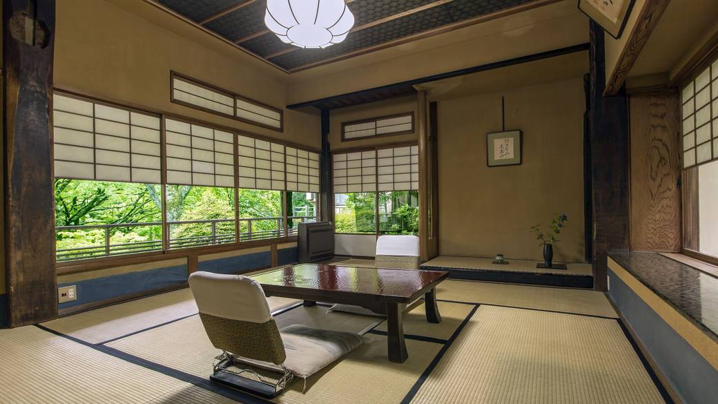 広くて美しい
日本庭園に癒される / 1