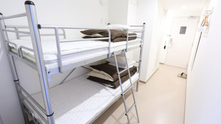 ツインルーム 禁煙 共用バスルーム (1 bunk bed)