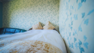 デザイン ルーム ダブルベッド 1 台 パーシャルシービュー