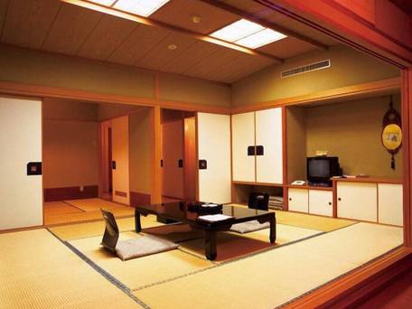 佐渡随一の源泉かけ流し八幡温泉 八幡館（佐渡島） / 2