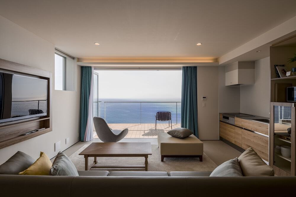 UMITO VOYAGE ATAMI【静岡県・熱海】3515928