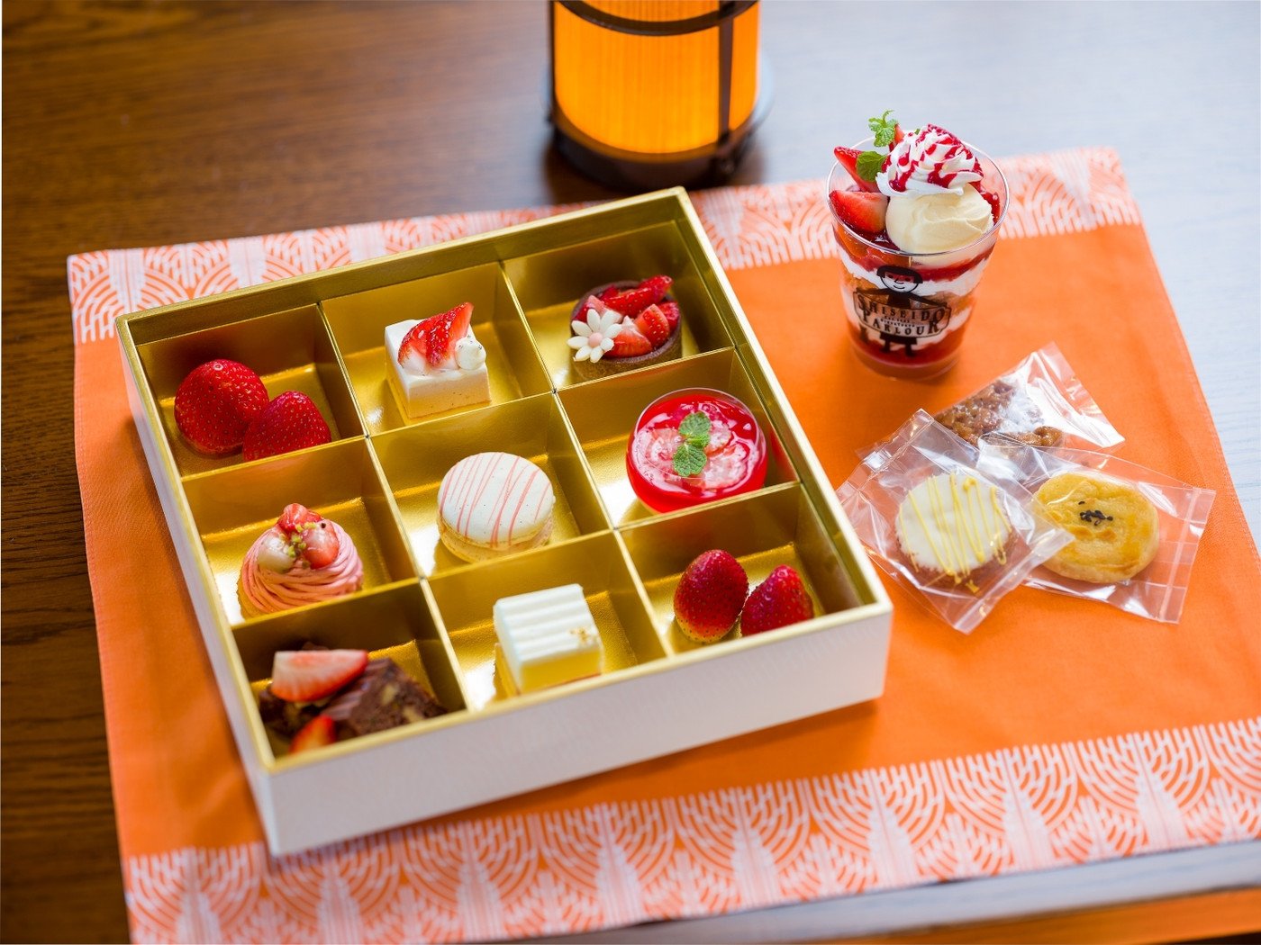 四国のいちごを贅沢に♡圧巻のスイーツとご対面2524570