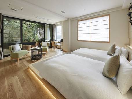 ロイヤルツインホテル京都八条口 / 1