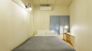 ダブルルーム 共用バスルーム