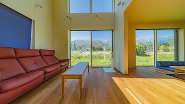 リビング エリア / 8