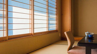 『鼓』　数寄屋造り次の間付き