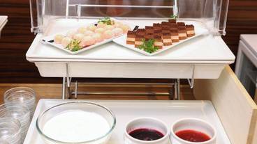 朝食ビュッフェ / 10